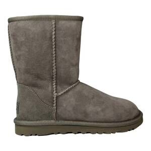 NEW UGG women's classic short boots in gray